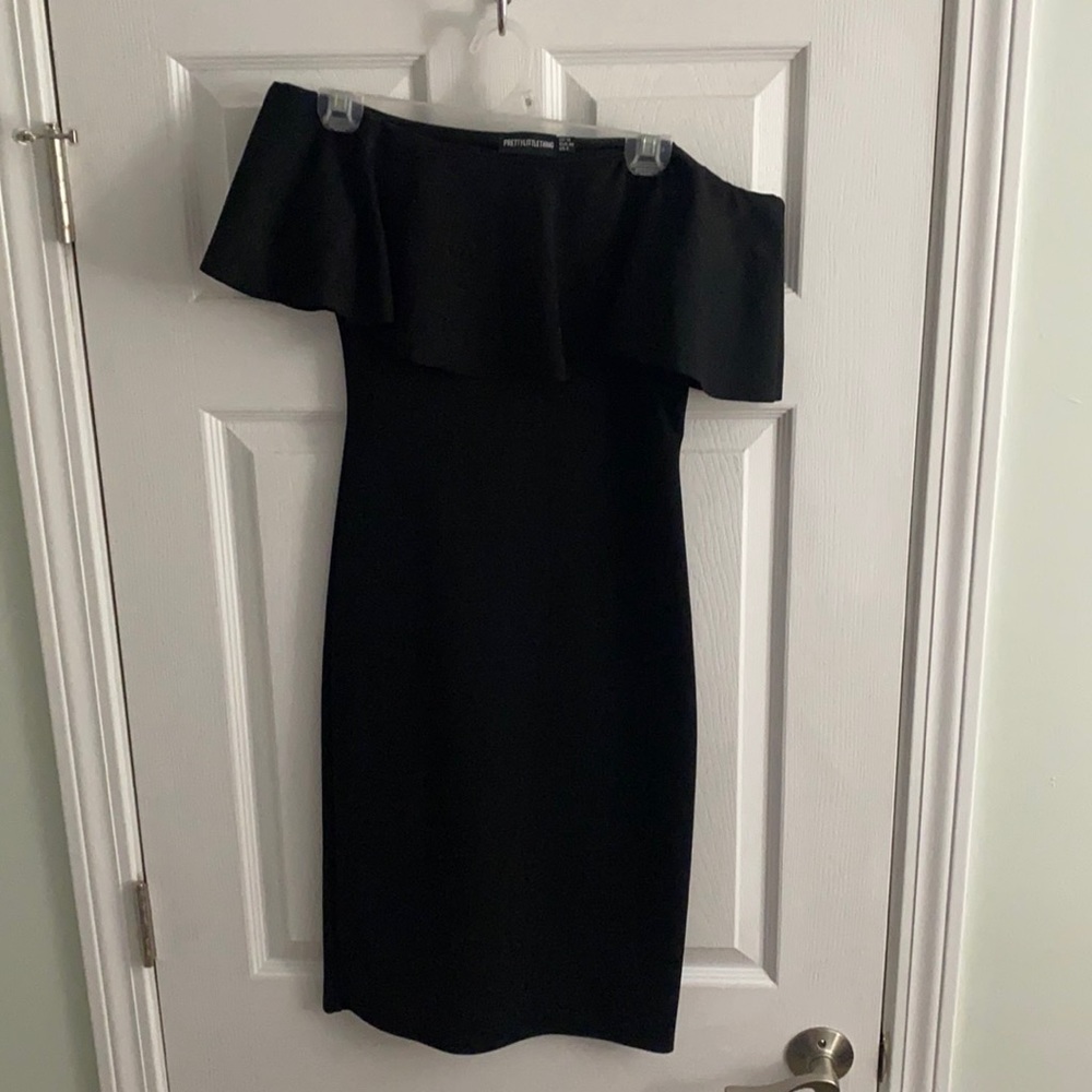 GUC off shoulder black dress